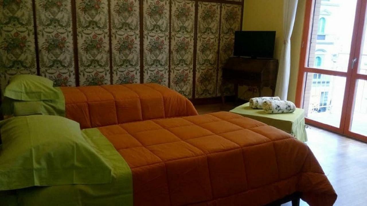 Ferienwohnung Benvenuti A Casa Incerpi Montecatini Terme Exterior foto